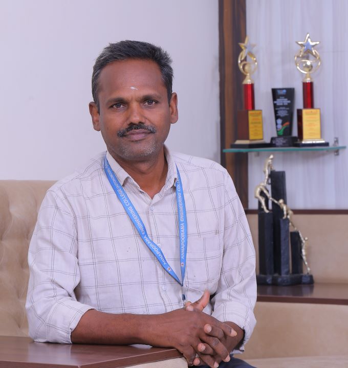 Dr. V. Moorthi